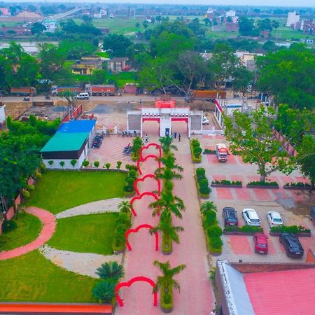 Hotel Sukhdeo Palace Gaya Exterior photo